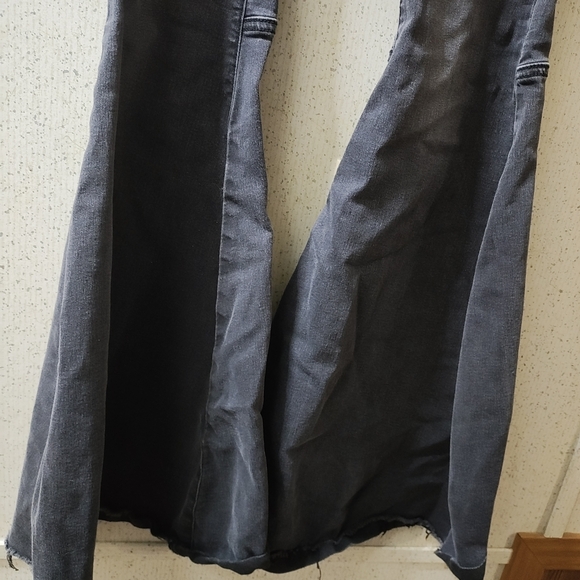 Free People Flare Pants Bell Bottom Jeans Dusty Black Size 24 Clean - Picture 2 of 9